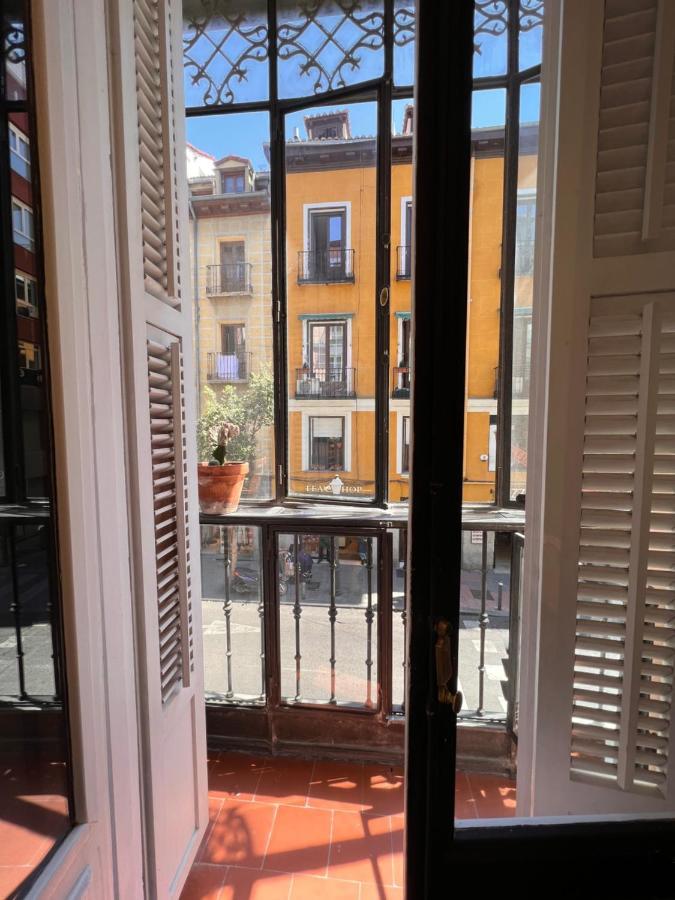 Urban Rooms Fuencarral Madrid Exterior foto