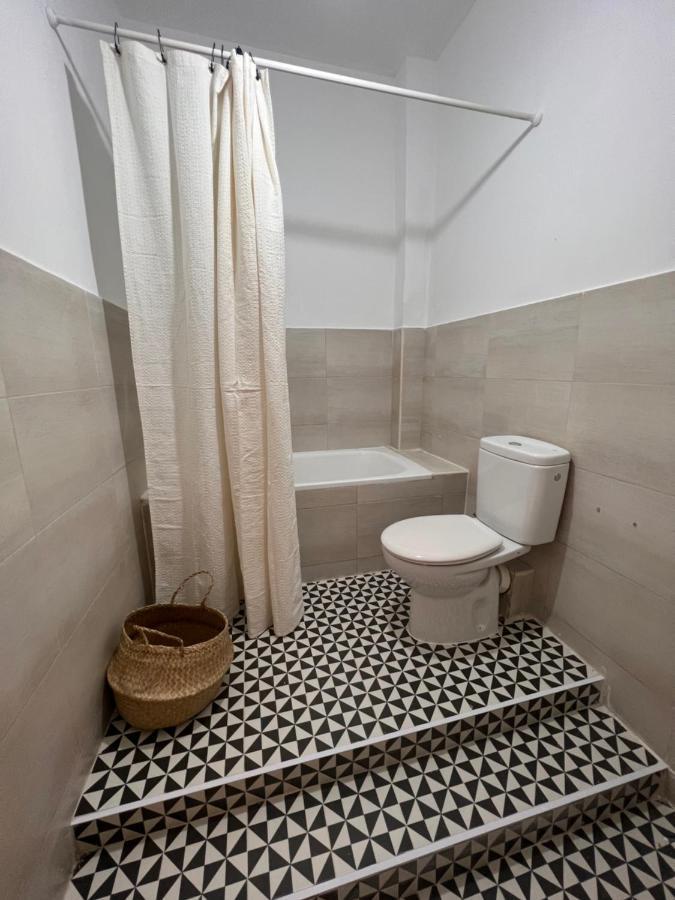 Urban Rooms Fuencarral Madrid Exterior foto