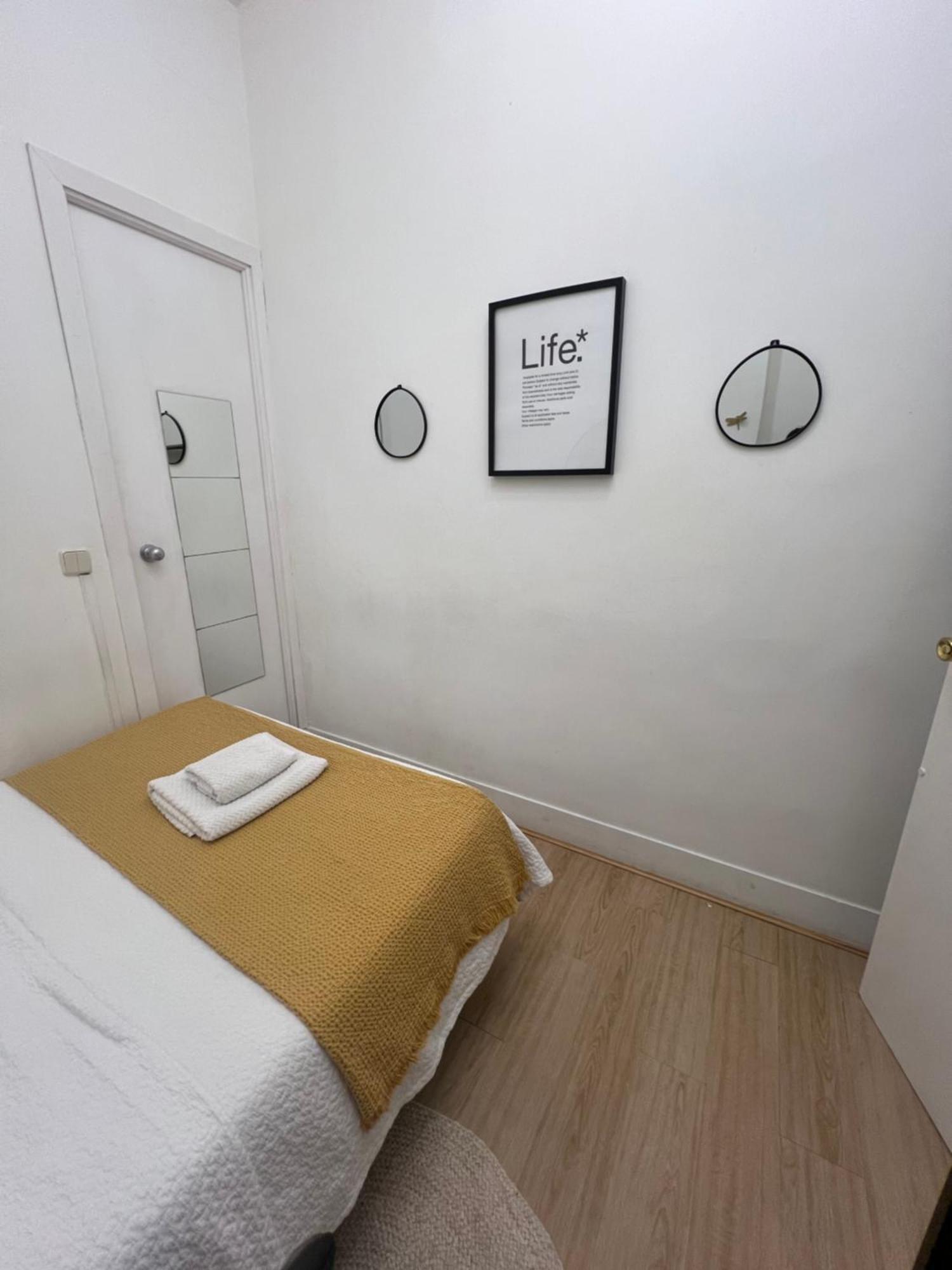 Urban Rooms Fuencarral Madrid Exterior foto